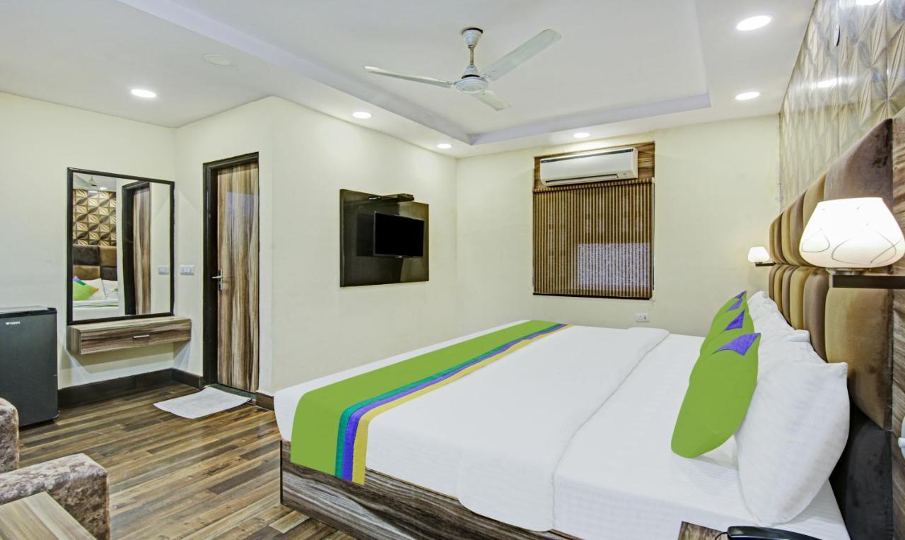 Hotel Singh Continetal Delhi  Extérieur photo